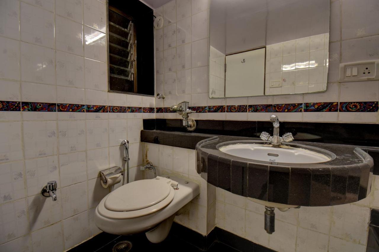 Elite Hotel Lonavala Extérieur photo