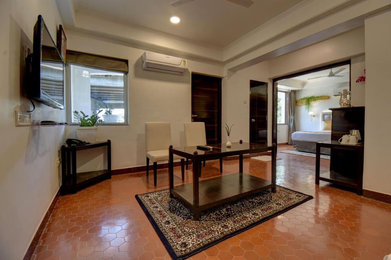 Elite Hotel Lonavala Extérieur photo