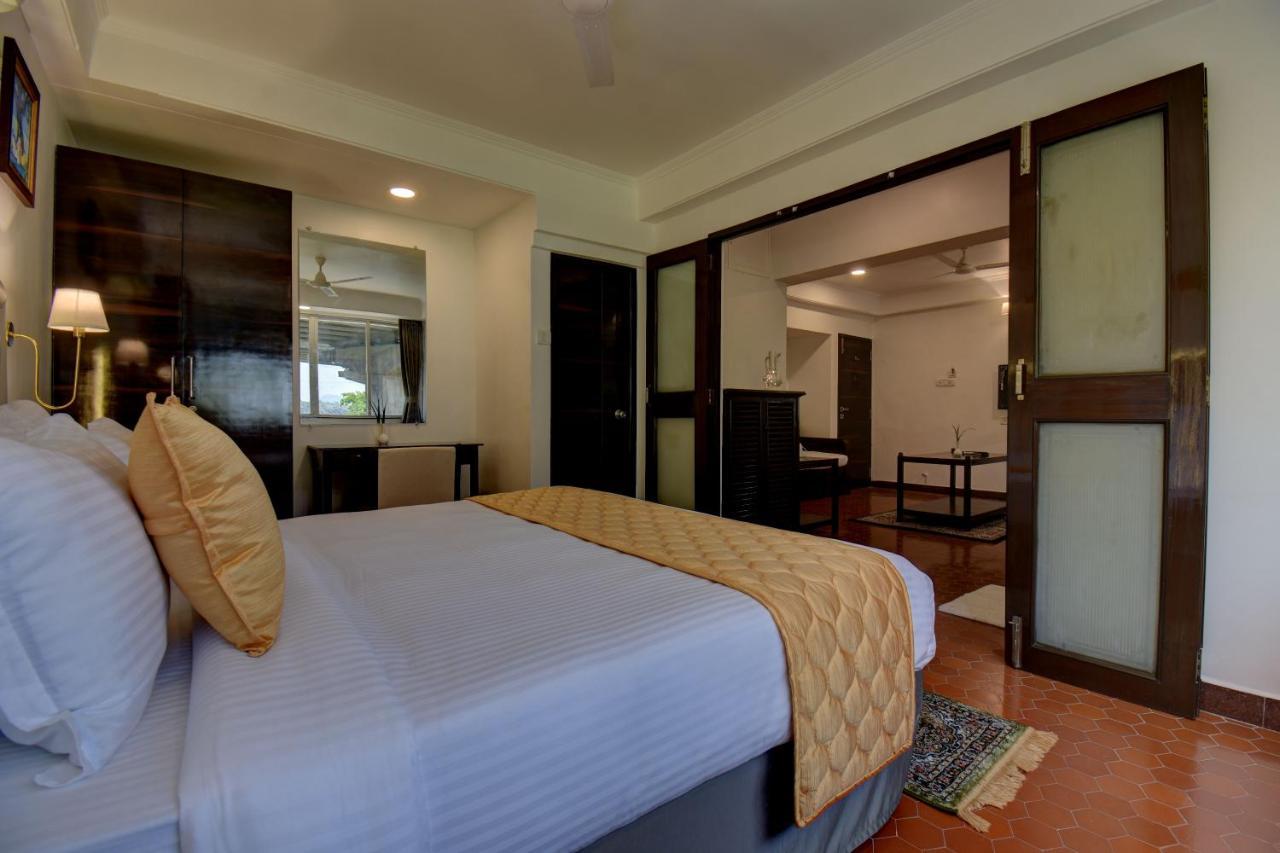 Elite Hotel Lonavala Extérieur photo