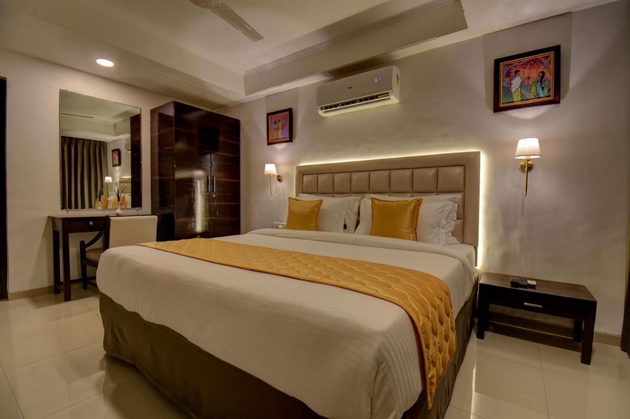 Elite Hotel Lonavala Extérieur photo