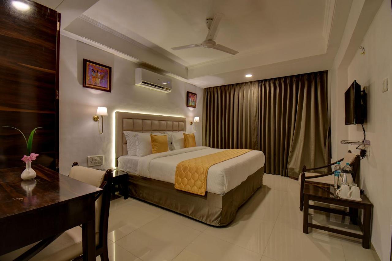 Elite Hotel Lonavala Extérieur photo