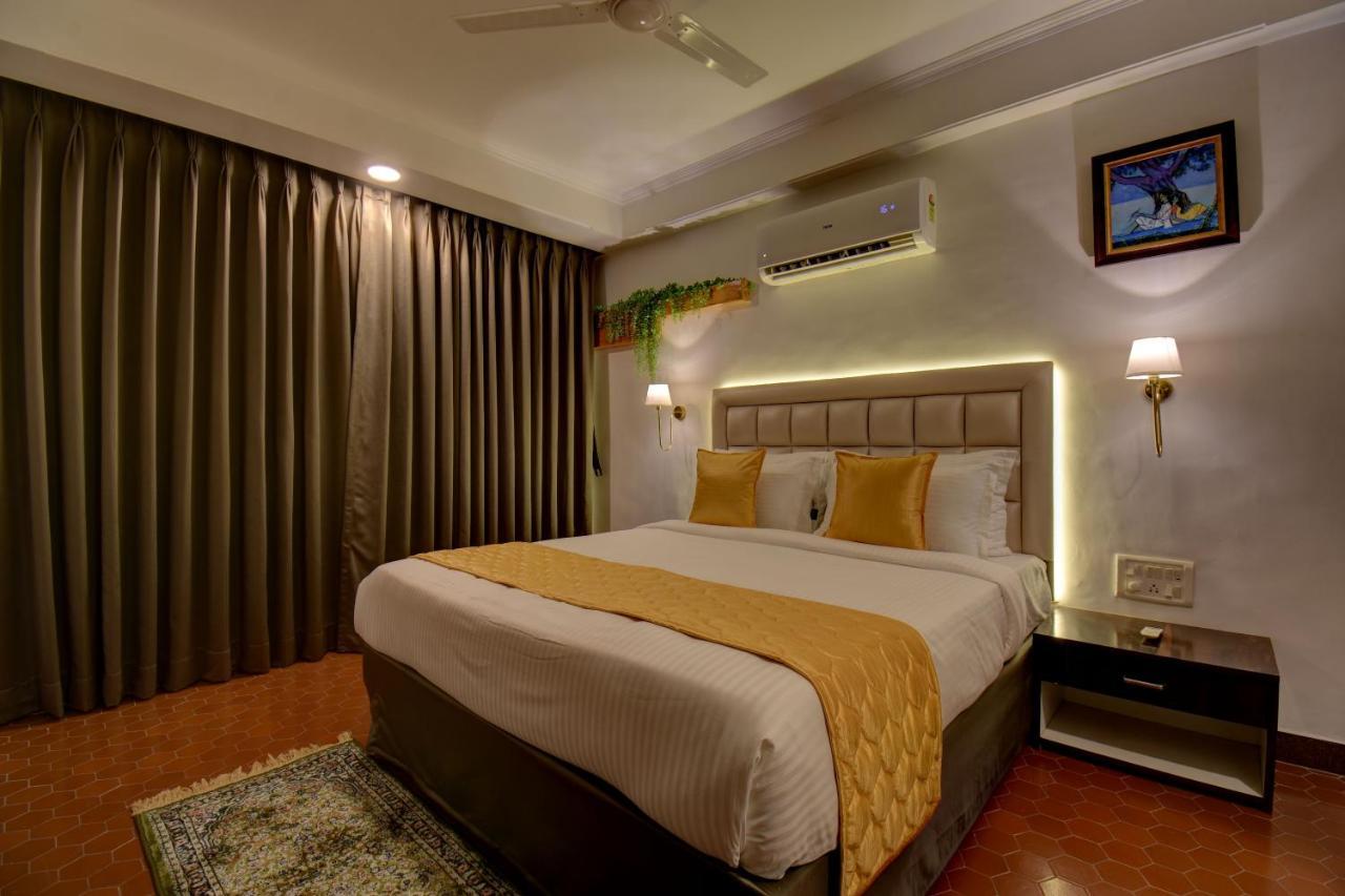 Elite Hotel Lonavala Extérieur photo