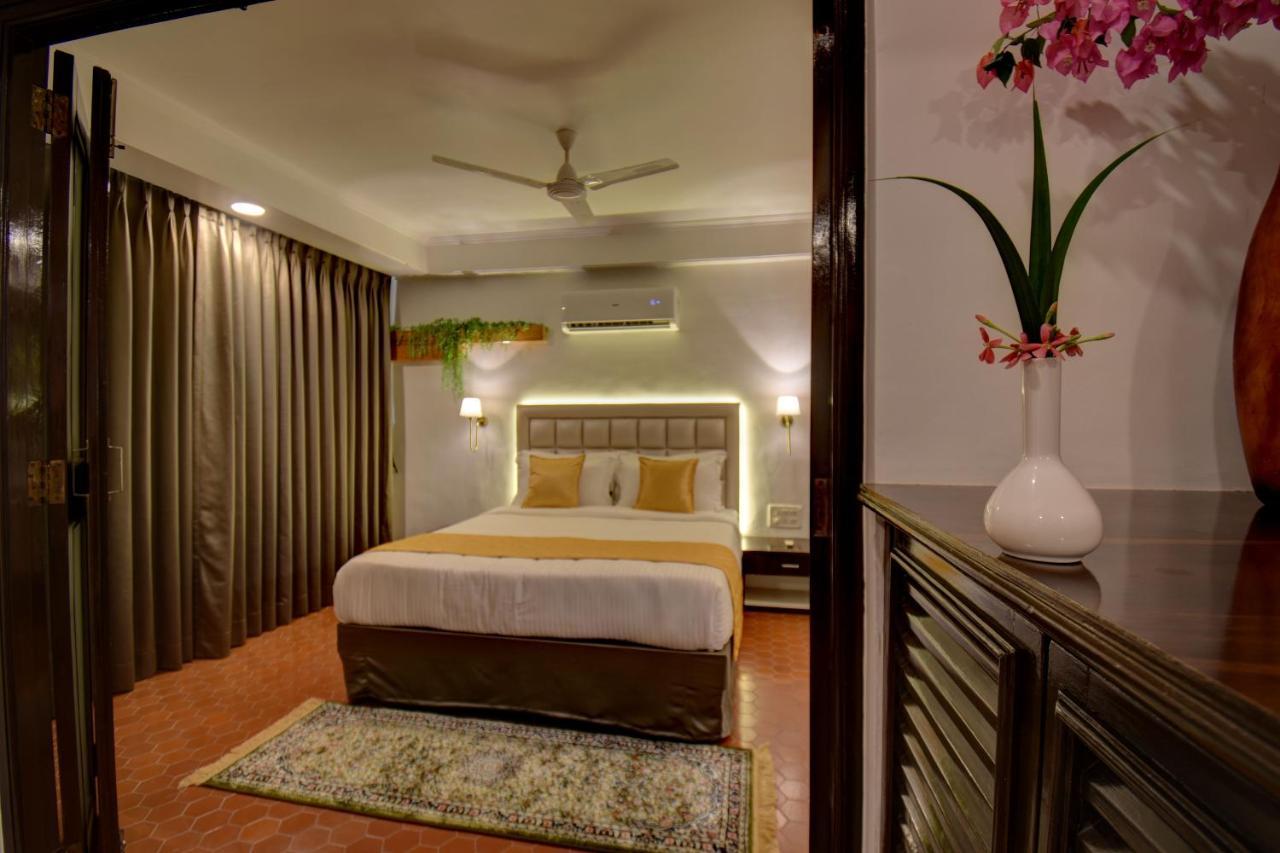 Elite Hotel Lonavala Extérieur photo