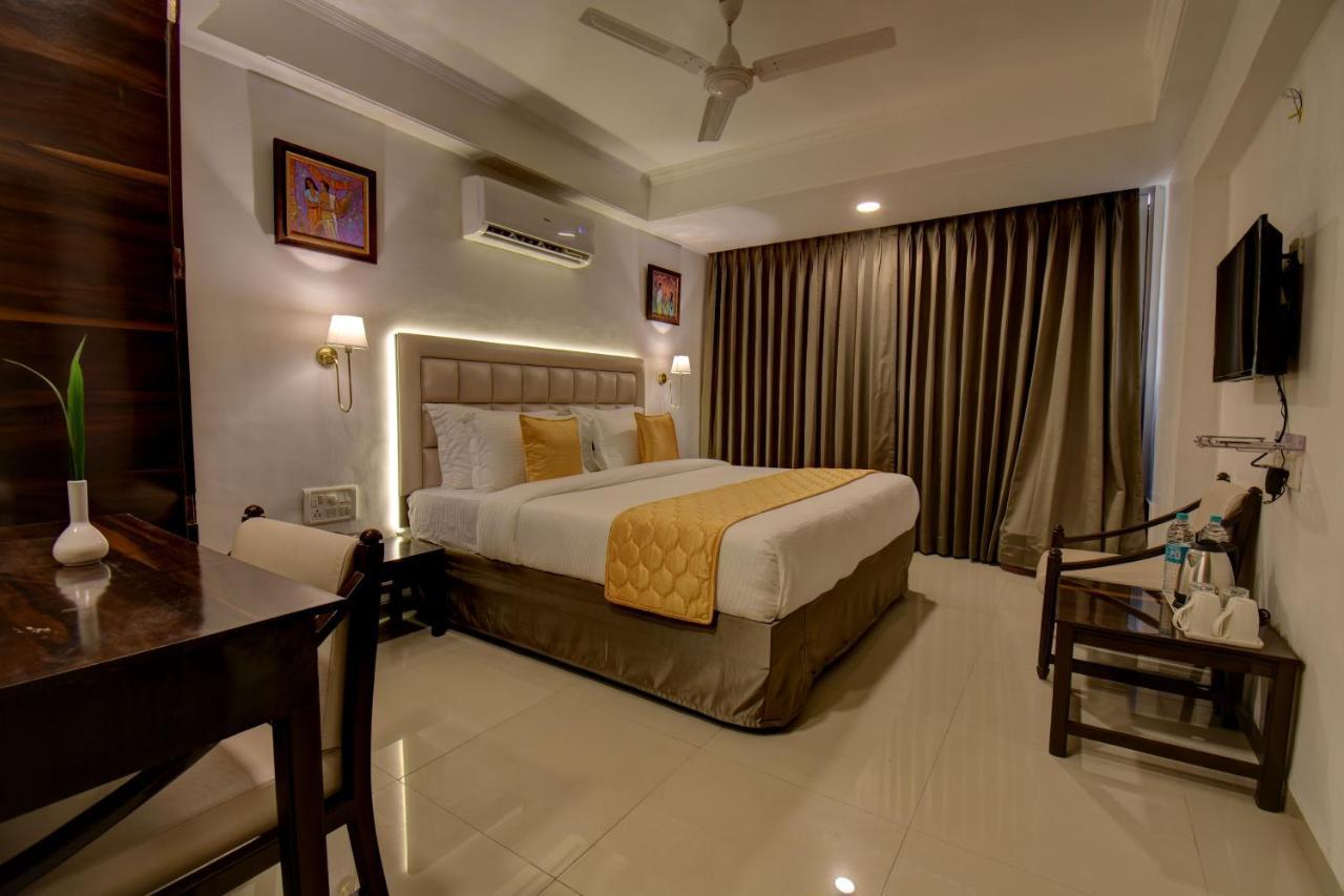 Elite Hotel Lonavala Extérieur photo