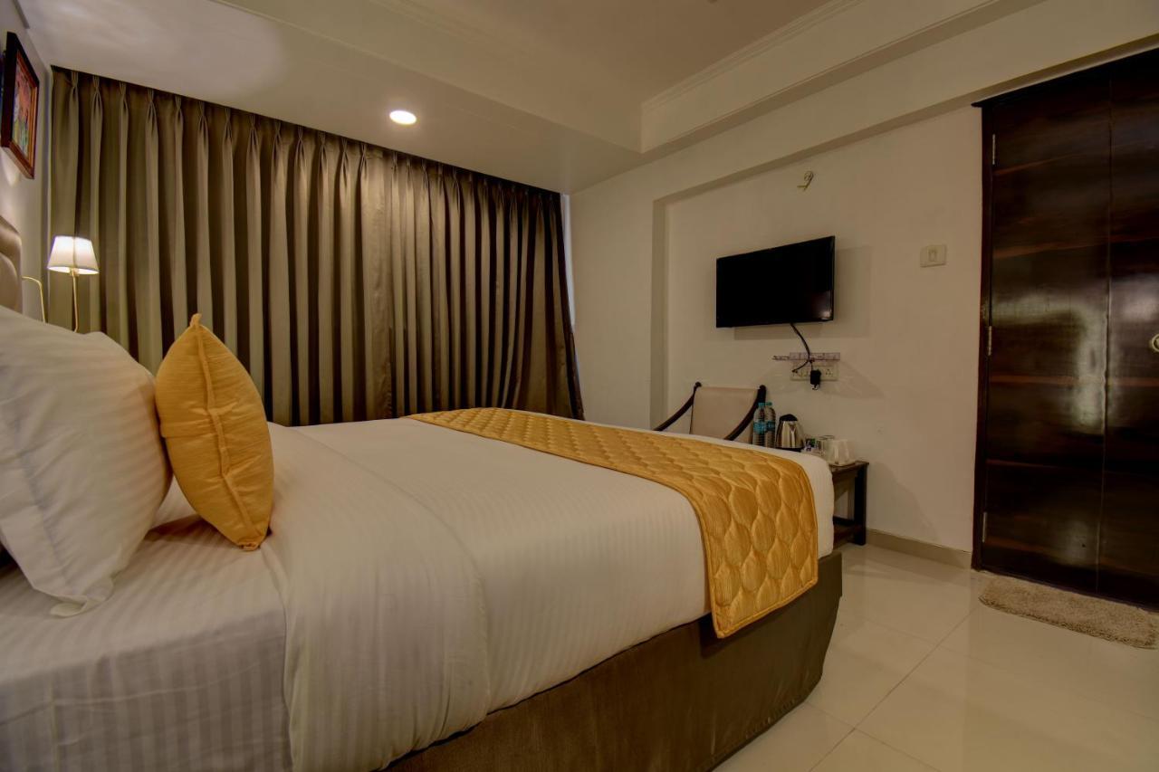 Elite Hotel Lonavala Extérieur photo